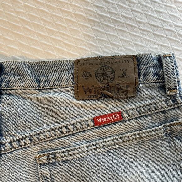 Wrangler Denim High Rise Cut Off Women Shorts Size 32 Festival Western Rodeo - Picture 6 of 11